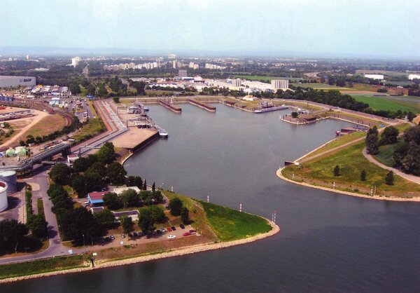 Landeshafen Ludwigshafen Nord