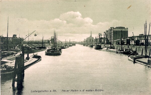Postkarte_Luitpoldhafen_damals neuer Hafen_um 1900