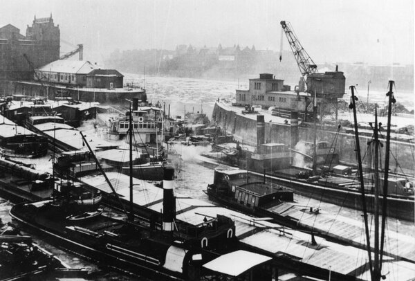 24489 Treibeis auf dem Rhein im Winterhafen, verm Feb. 1929