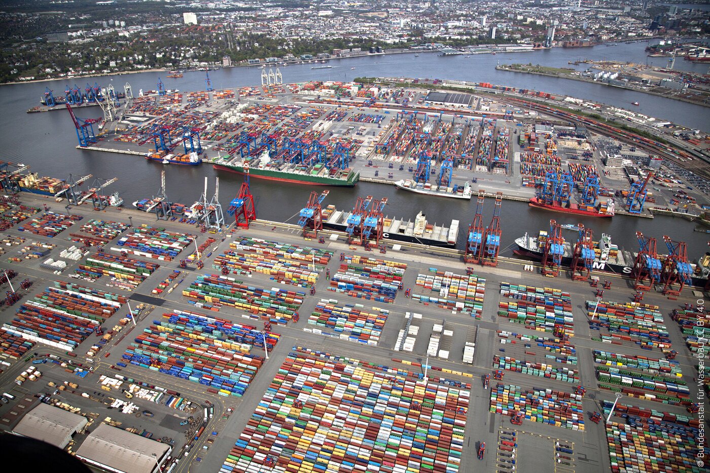 Hamburger Hafen (Bildrechte Bundesanstalt für Wasserbau)jpg